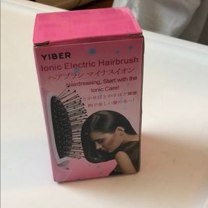 Ionic Hairbrush